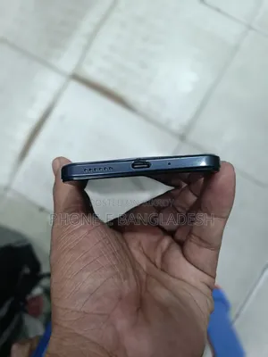iQOO Z10x 128 GB Black