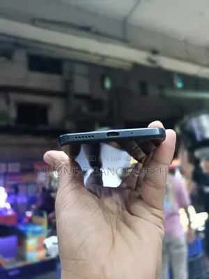 iQOO Z10x 128 GB Black