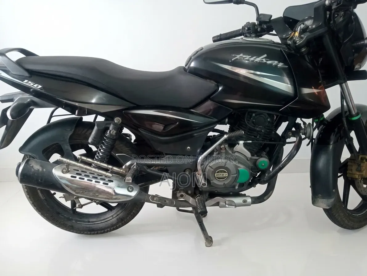 বাজাজ পালসার ১৫০ ২০১৭ গ্রীন