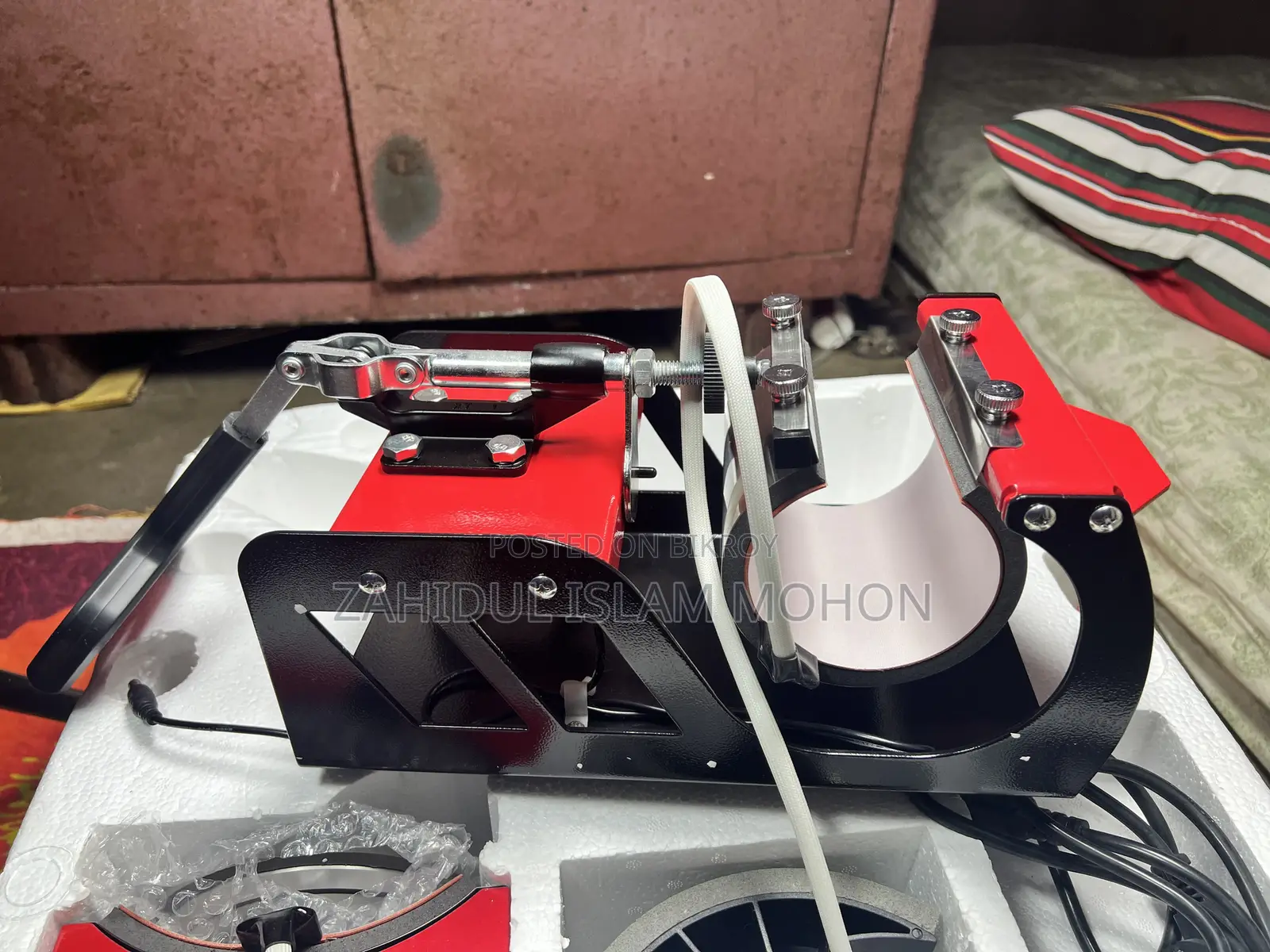Freesub P8100 5-in-1 কম্বো হিট প্রেস মেশিন (ব্র্যান্ড নিউ / প্রায় নতুন)