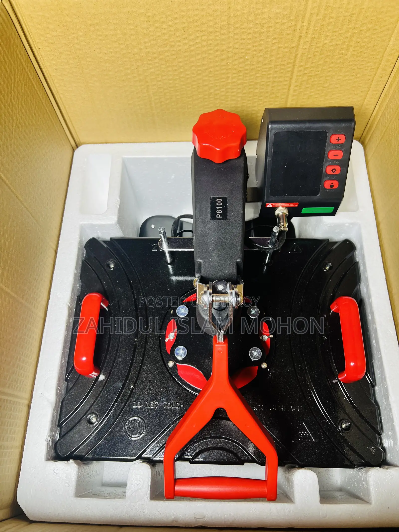 Freesub P8100 5-in-1 কম্বো হিট প্রেস মেশিন (ব্র্যান্ড নিউ / প্রায় নতুন)