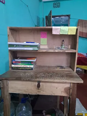 টেবিল + চেয়ার