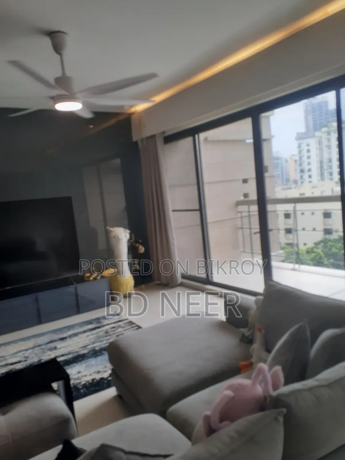 গুলশানে ৩ বেডরুমের অ্যাপার্টমেন্ট বিক্রয়ের জন্য