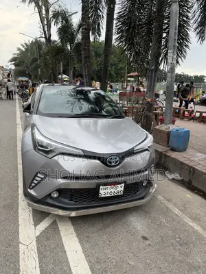 টয়োটা সি-এইচআর ২০১৭ গ্রে