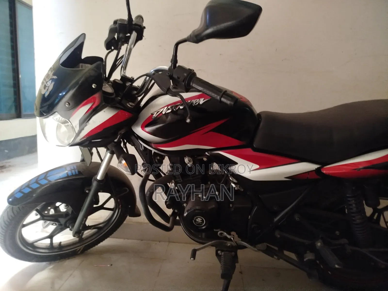 Bajaj Discover 125 2024 Black