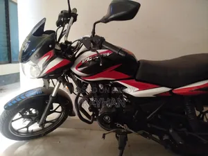 Bajaj Discover 125 2024 Black