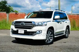 Toyota Land Cruiser 4.5 V8 VXR 2020 Pearl