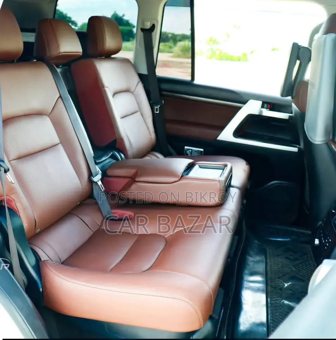 Toyota Land Cruiser 4.5 V8 VXR 2020 Pearl