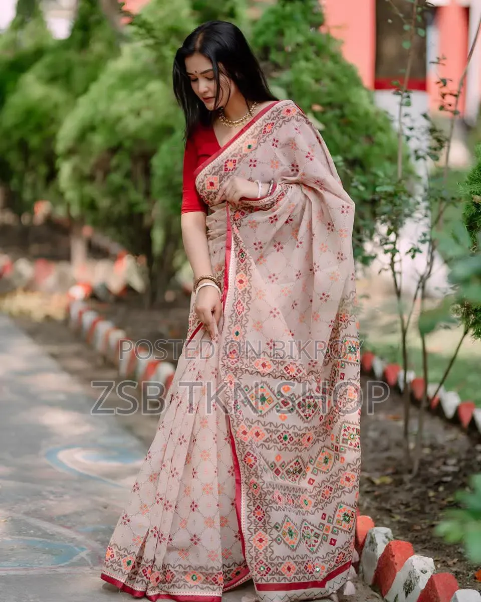 সেমি মসলিন শাড়ি ব্লাউজ পিস সহ