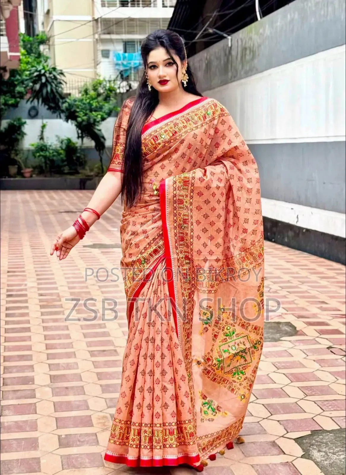 সেমি মসলিন শাড়ি ব্লাউজ পিস সহ
