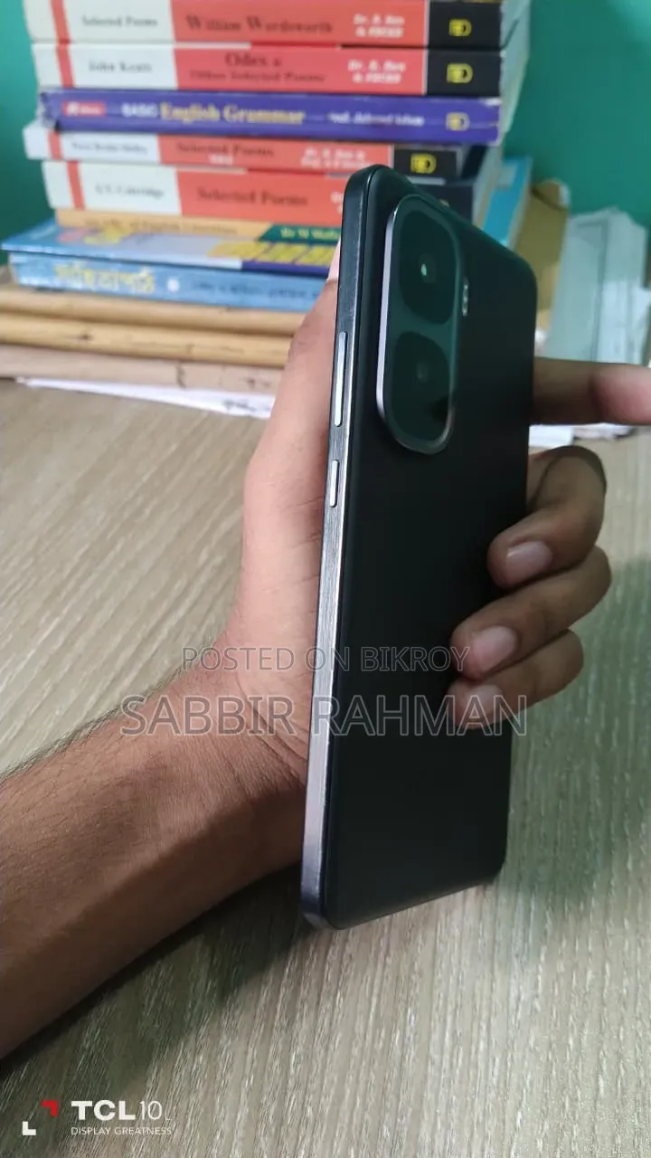 নিউ আইকিউও ২৫৬ জিবি ব্ল্যাক