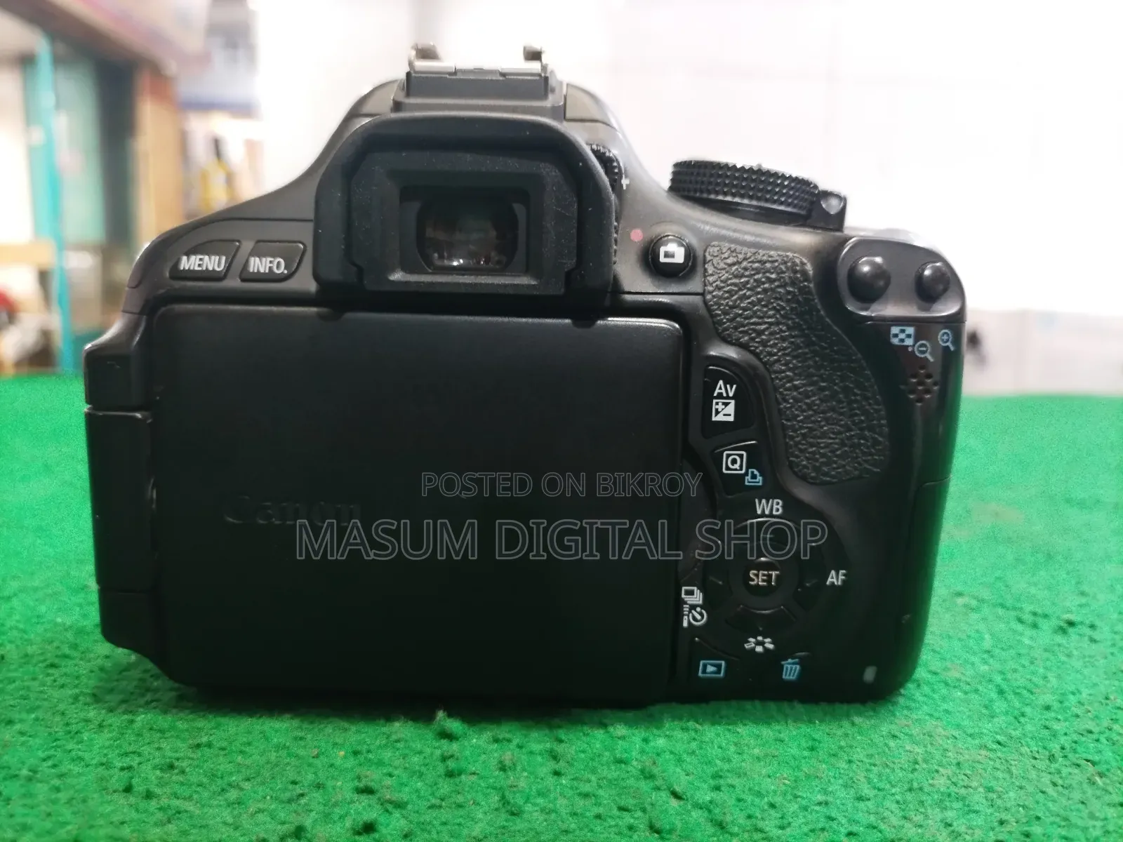 Canon 600D With 75-300 Zoom