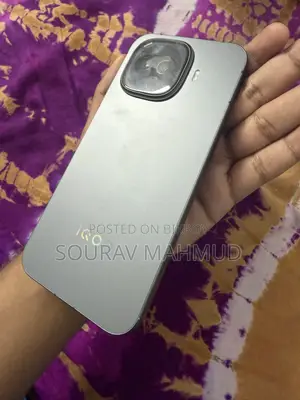 আইকিউওও ২৫৬ জিবি ব্ল্যাক