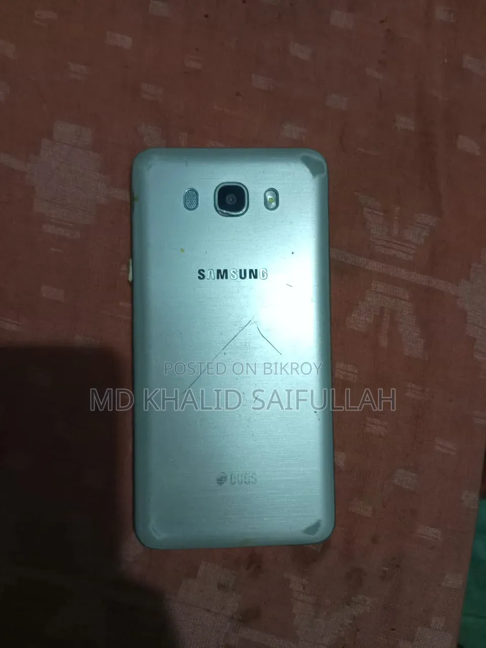 Samsung Galaxy J7 16 GB Gold
