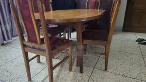 কাঠের ডাইনিং টেবিল সেট ৬ সিটার