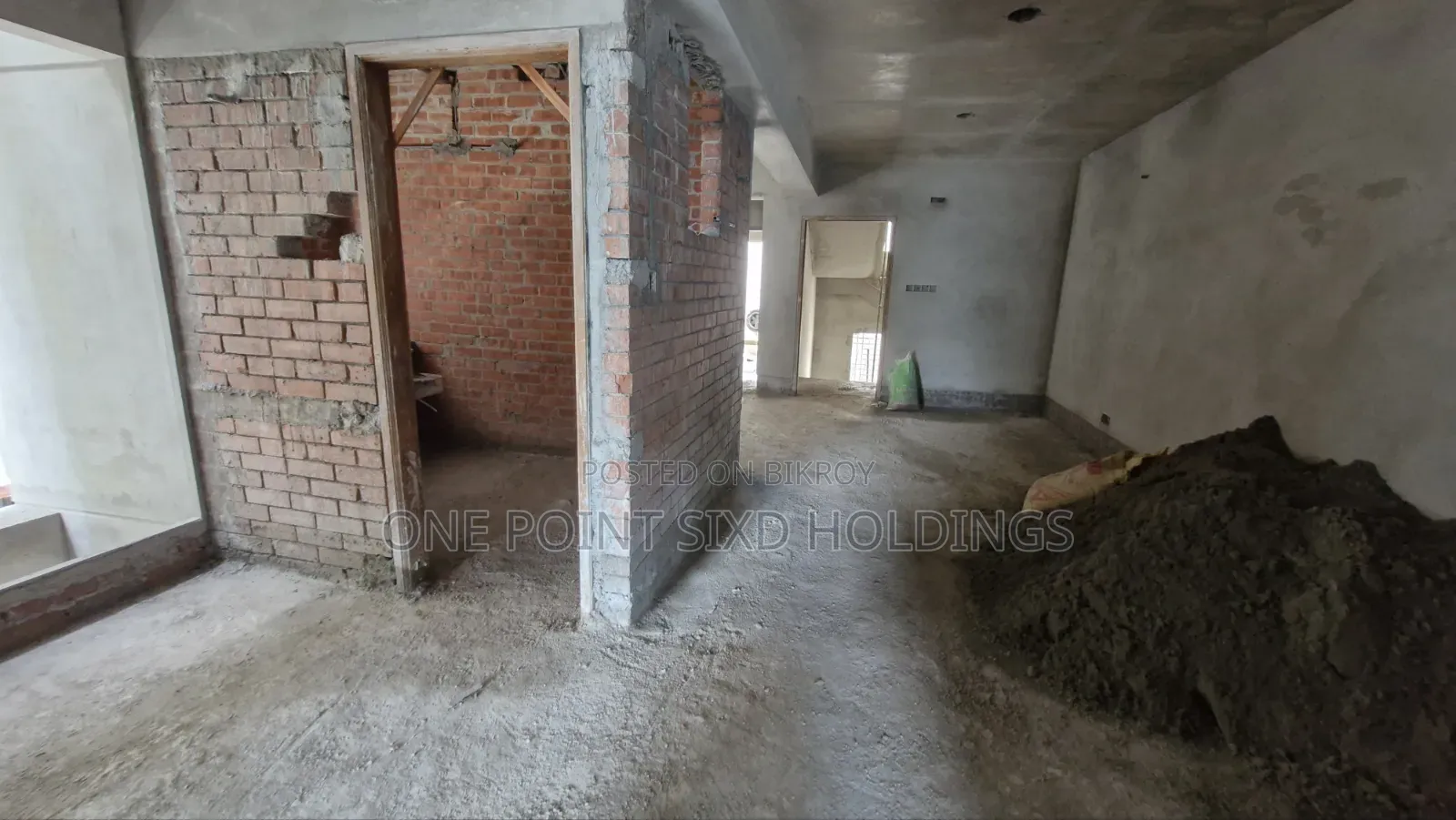 উত্তরা সেক্টর-১২ এ ৩ বেডরুমের অ্যাপার্টমেন্ট বিক্রির জন্য