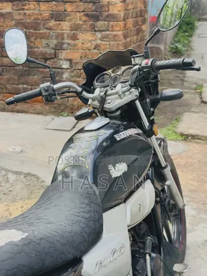 Runner Bullet 100 2018 Black