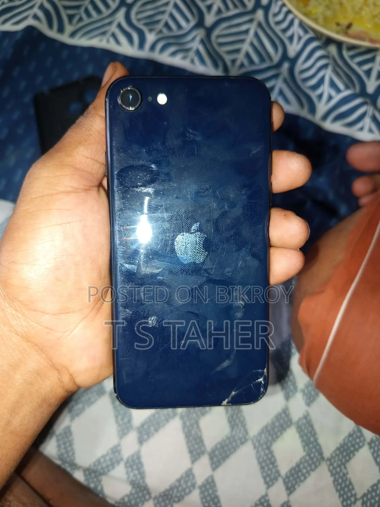 Apple iPhone SE (2022) 128 GB