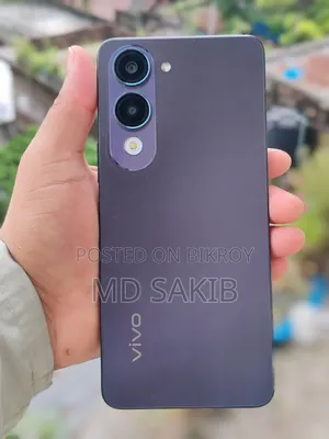 Vivo Y04 64 GB
