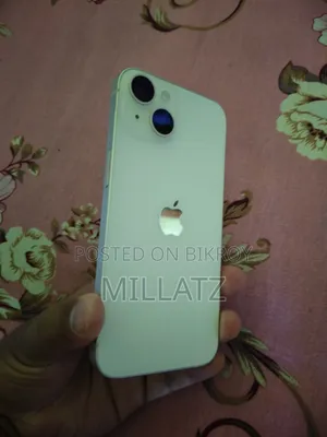 অ্যাপল আইফোন ১৪ ১২৮ জিবি হোয়াইট