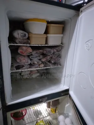 একটি ফ্রিজ বিক্রয় করা হবে।