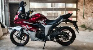Suzuki Gixxer SF 2022 Red