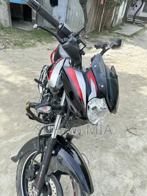 Bajaj Discover 125 2025 Black