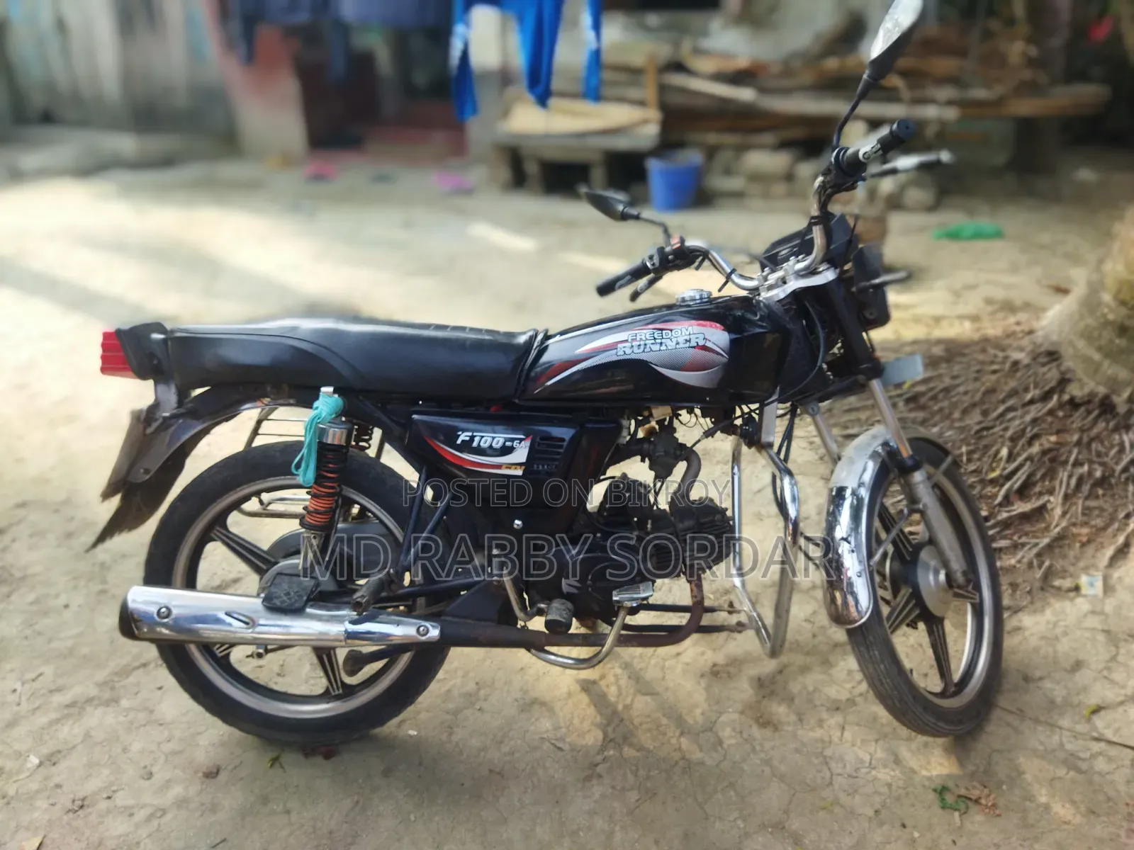 Runner F100 - 6A 2014 Black