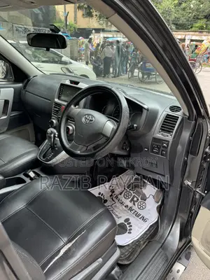 Toyota Rush 1.5 AWD 2011 Black