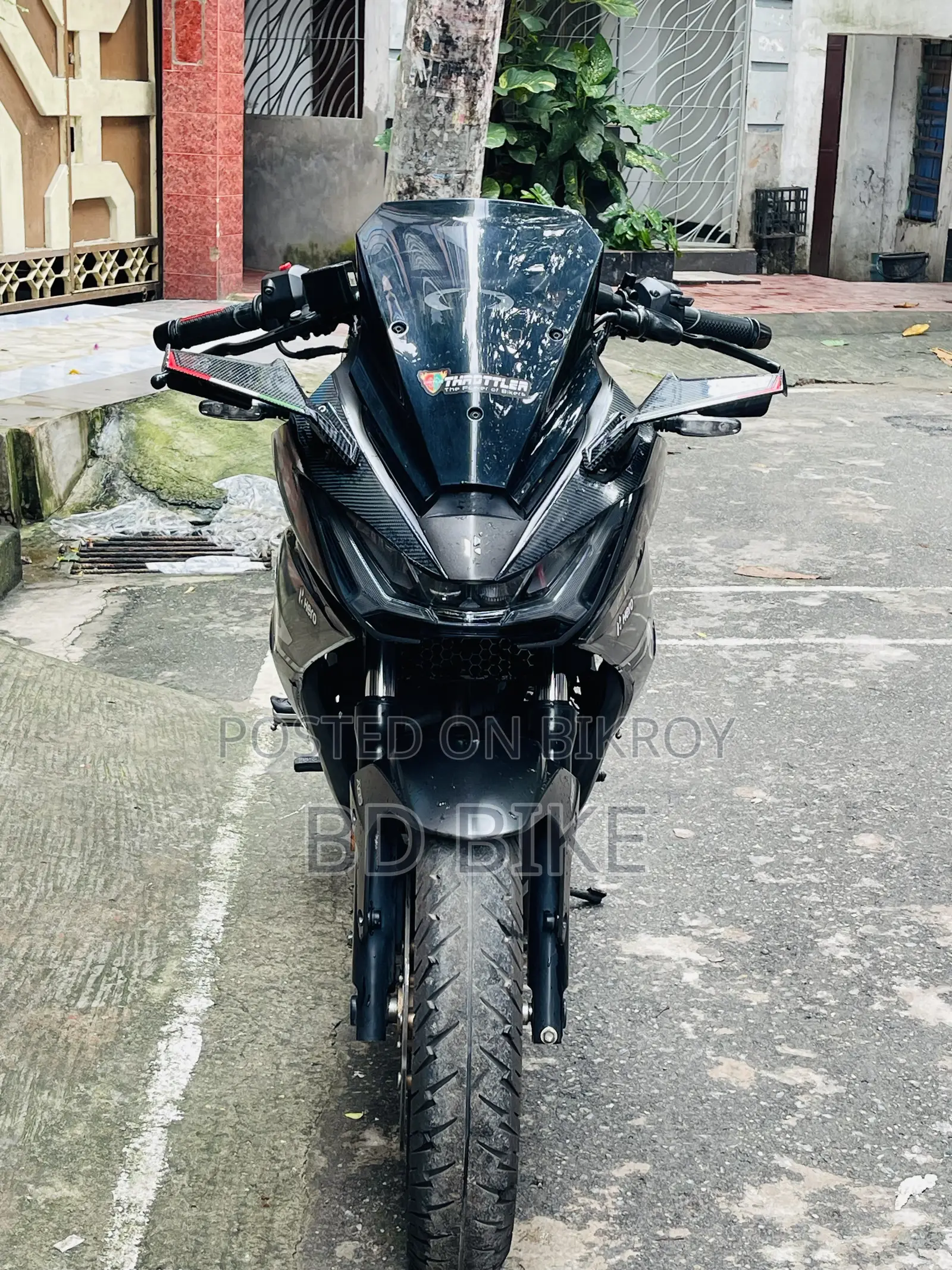 Hero Karizma XMR 210 2024 Black