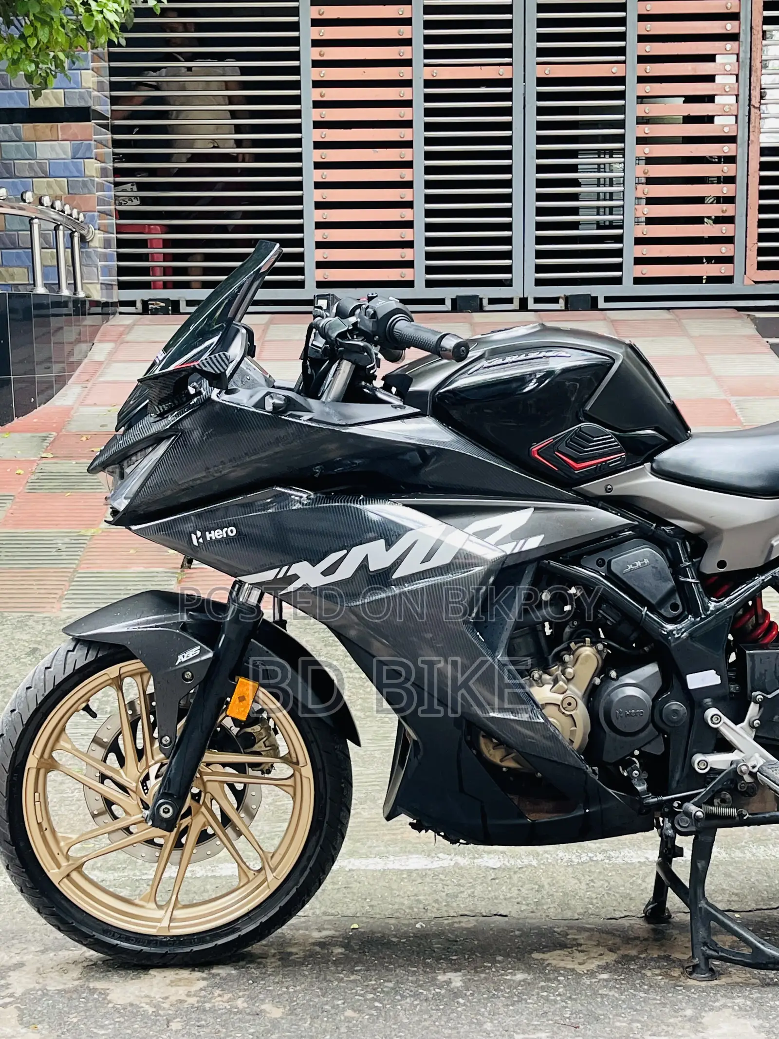 Hero Karizma XMR 210 2024 Black