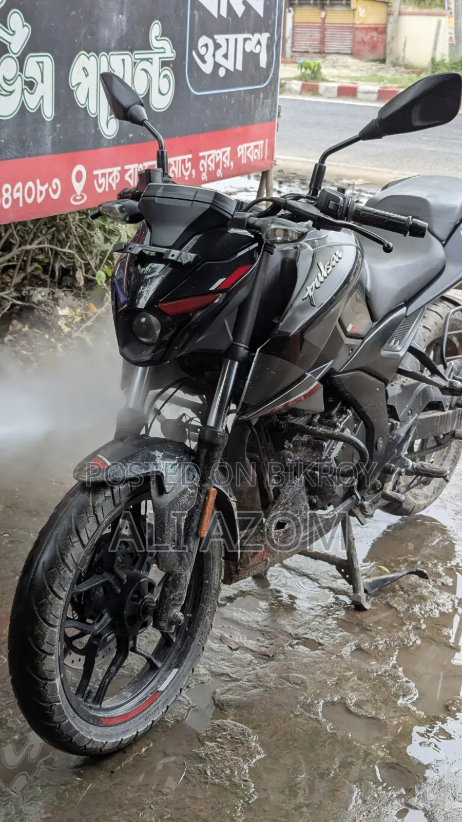 নতুন বাজাজ পালসার এন১৬০ ২০২৩ কালো
