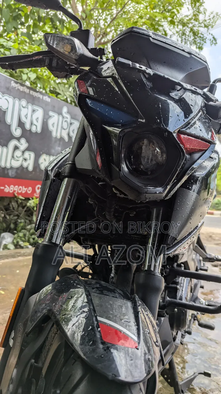 নতুন বাজাজ পালসার এন১৬০ ২০২৩ কালো