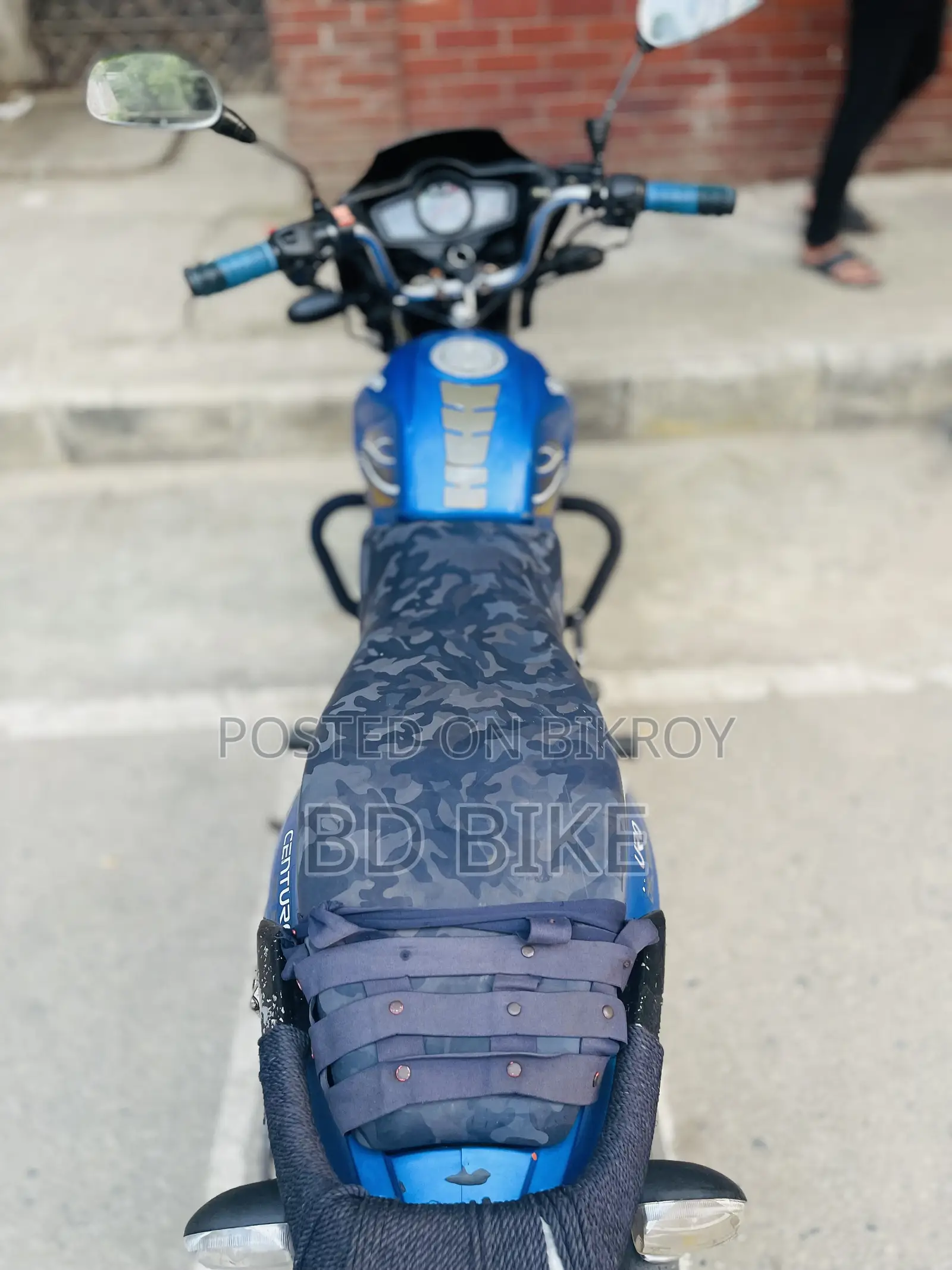 Mahindra Centuro 2018 Blue
