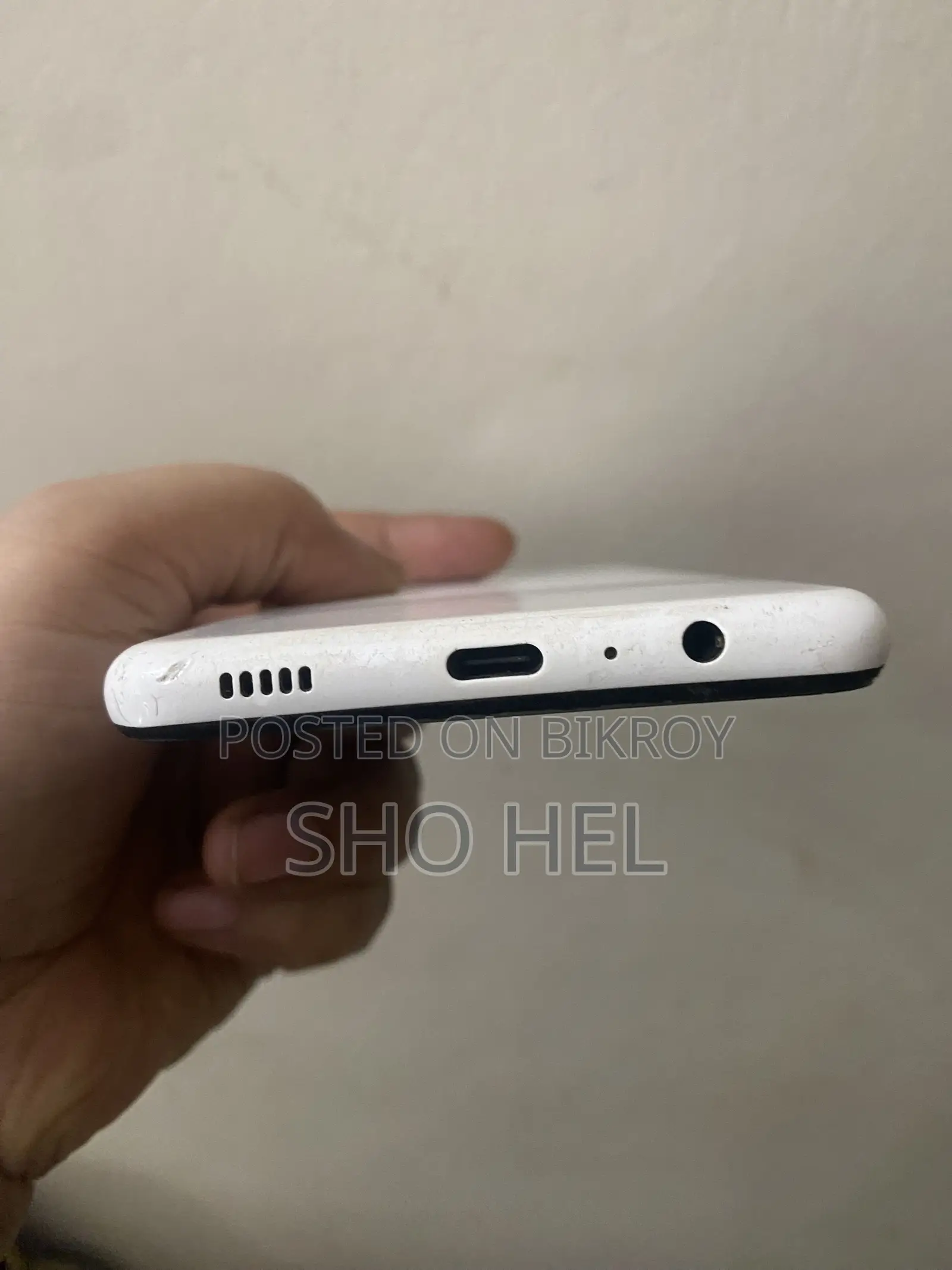 স্যামসাং গ্যালাক্সি এ১২ ৬৪ জিবি হোয়াইট