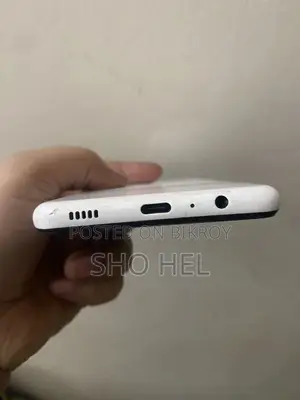 স্যামসাং গ্যালাক্সি এ১২ ৬৪ জিবি হোয়াইট