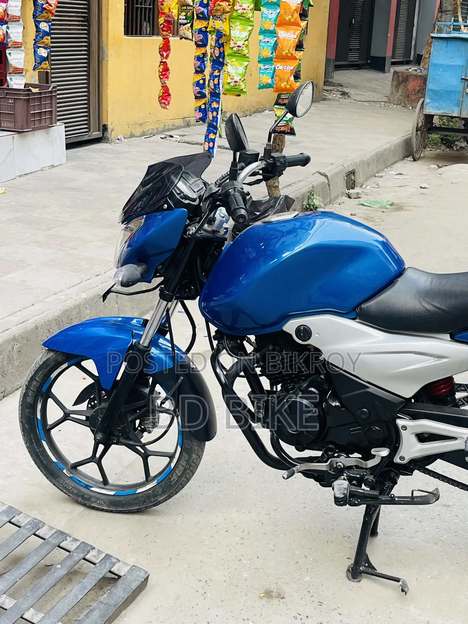 বাজাজ ডিসকভার ১২৫ ২০১৪ নীল