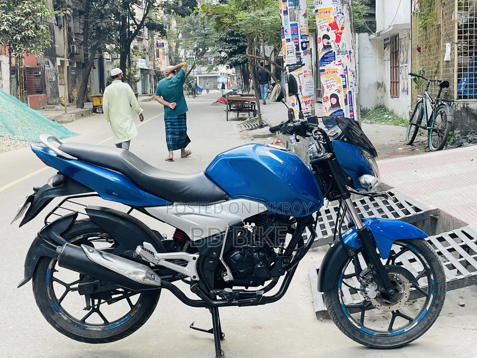 বাজাজ ডিসকভার ১২৫ ২০১৪ নীল