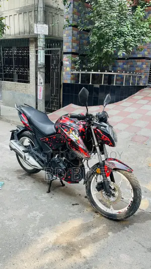 লনসিন সিআর৯ ২০২২ লাল
