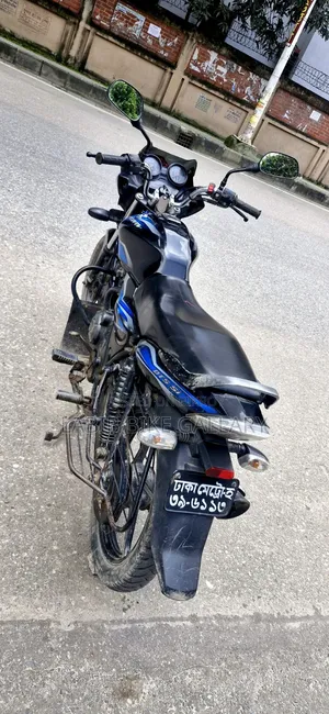 বাজাজ ডিসকভার ১০০ ২০১২ ব্ল্যাক