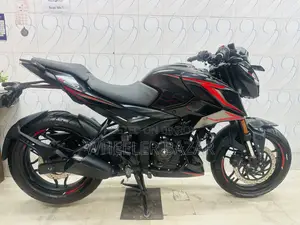 Bajaj Pulsar N250 2026 Black