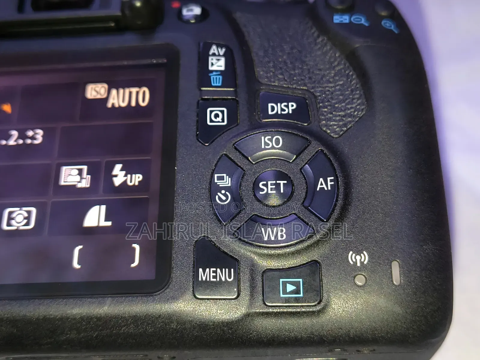 Canon Eos 2000d With 18-55 Kit Ef-S Is Ii