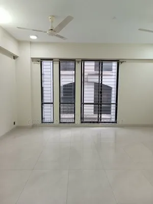 3bdrm Apartment in Baridhara for rent