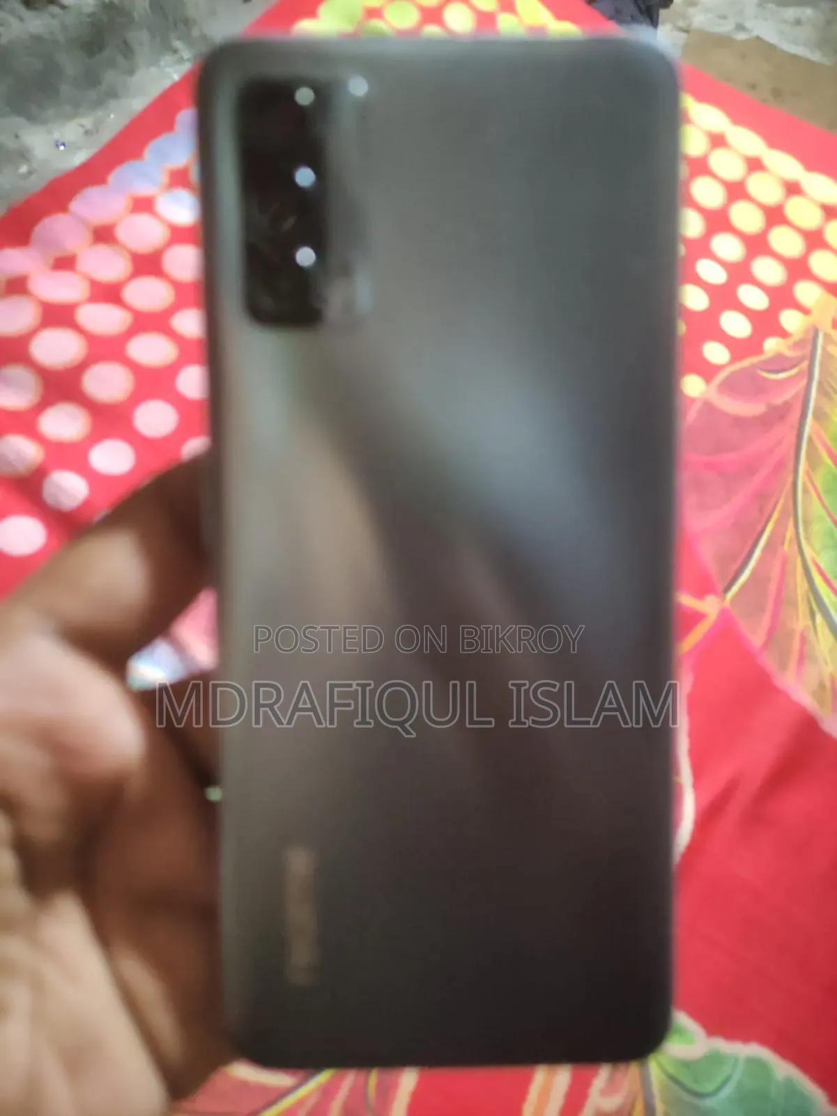Realme X7 (India) 128 GB Silver