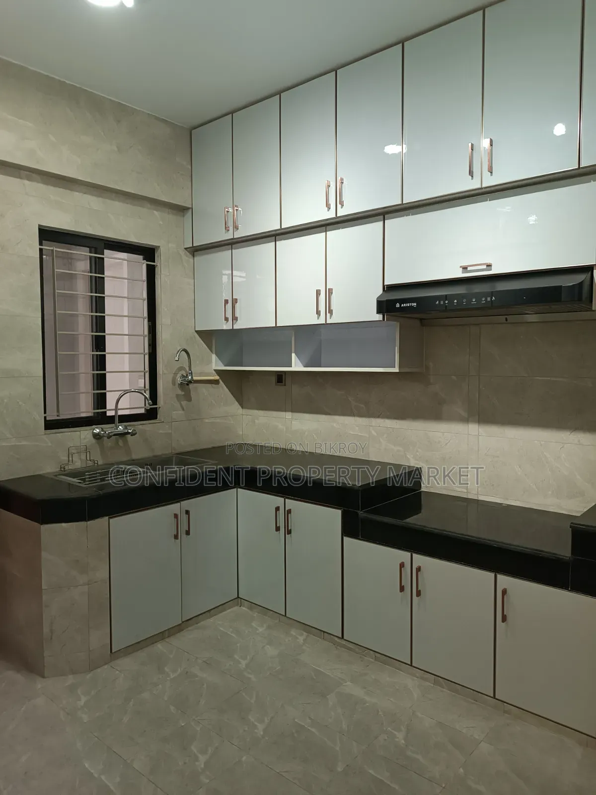3bdrm Apartment in Baridhara for rent