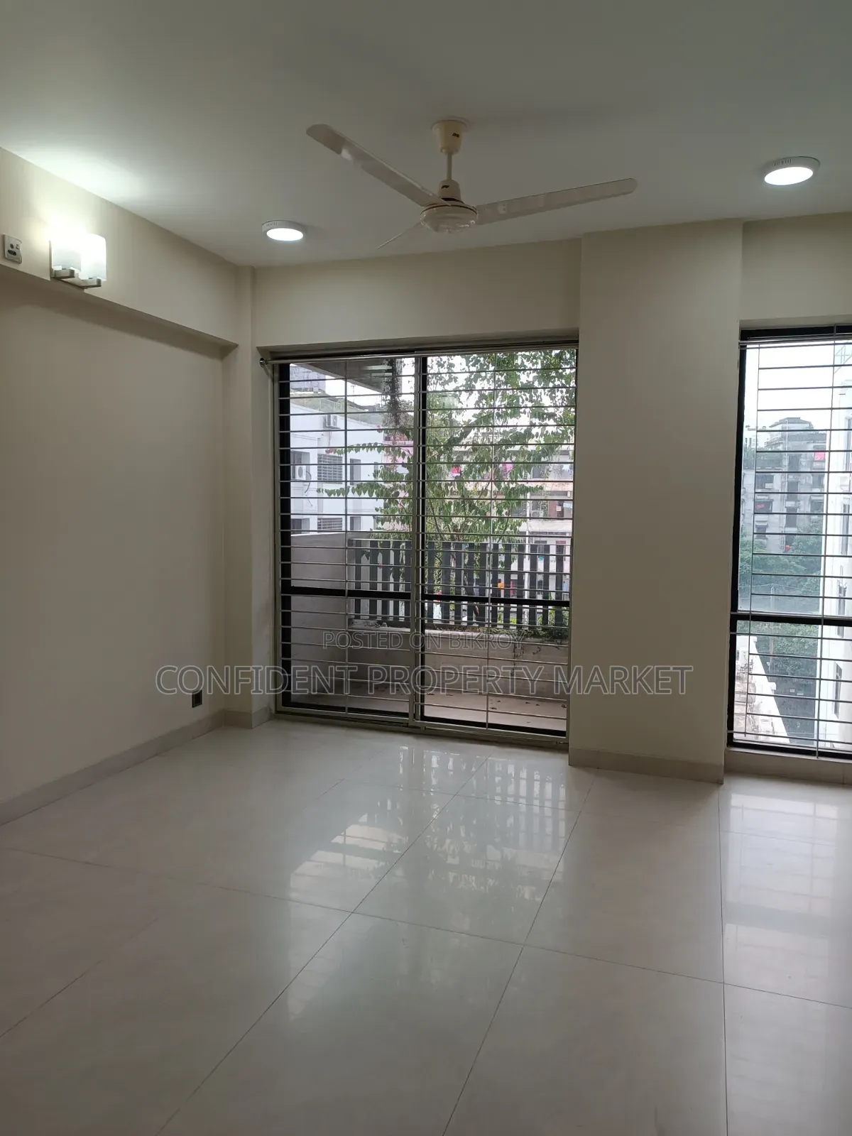 3bdrm Apartment in Baridhara for rent