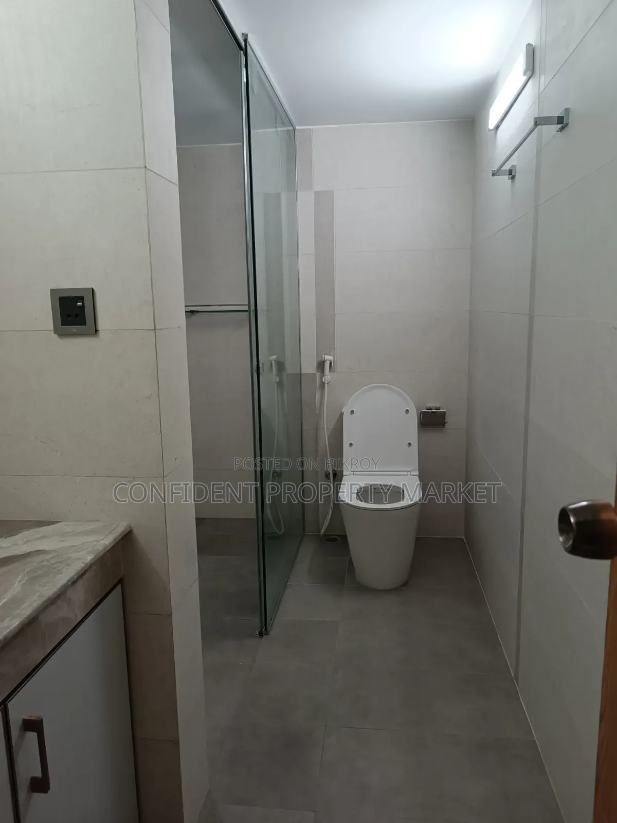 3bdrm Apartment in Baridhara for rent
