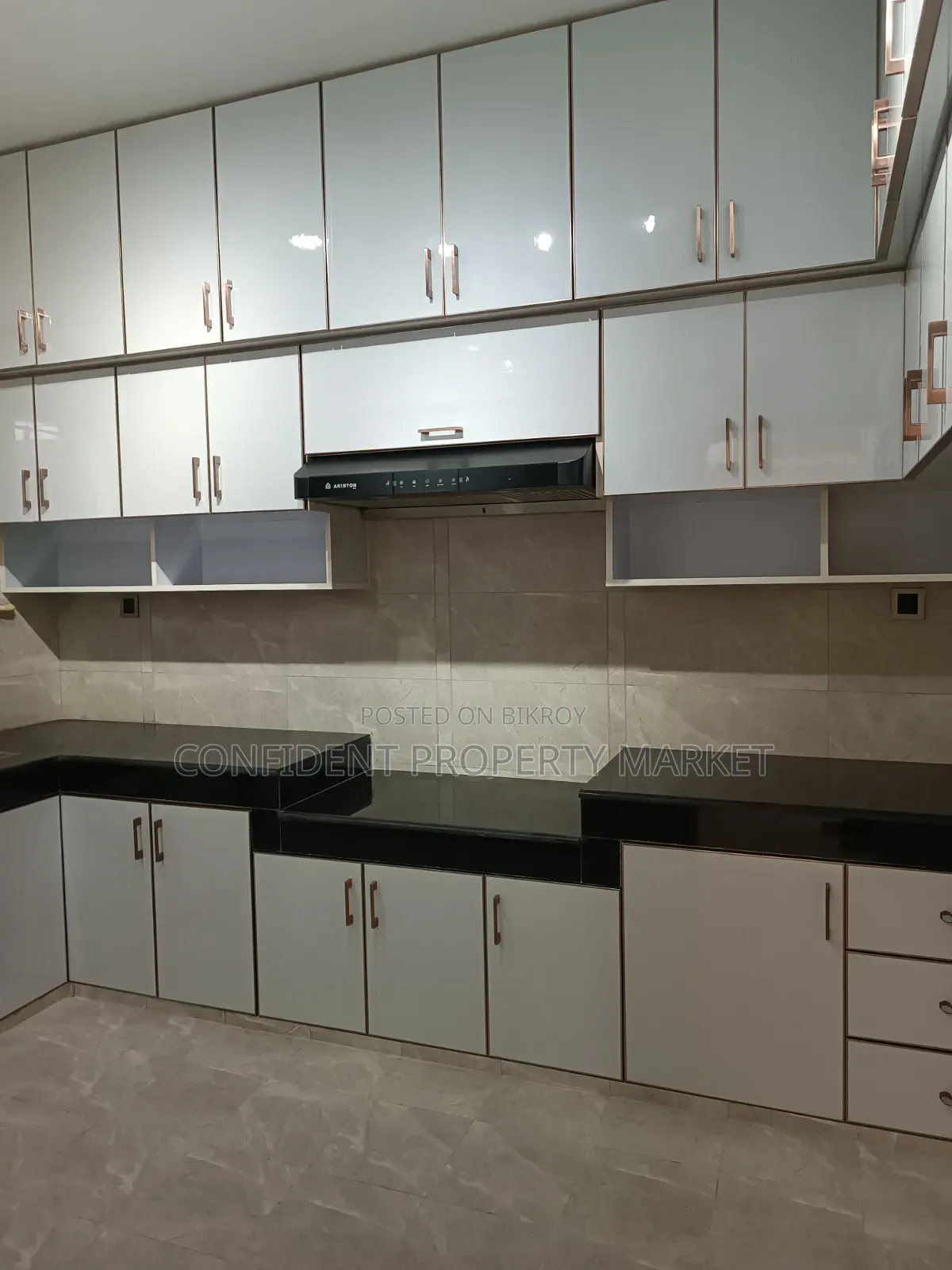 3bdrm Apartment in Baridhara for rent