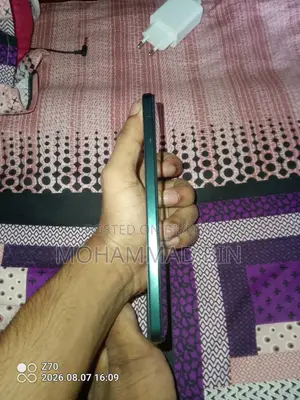 Vivo Y04 128 GB Green