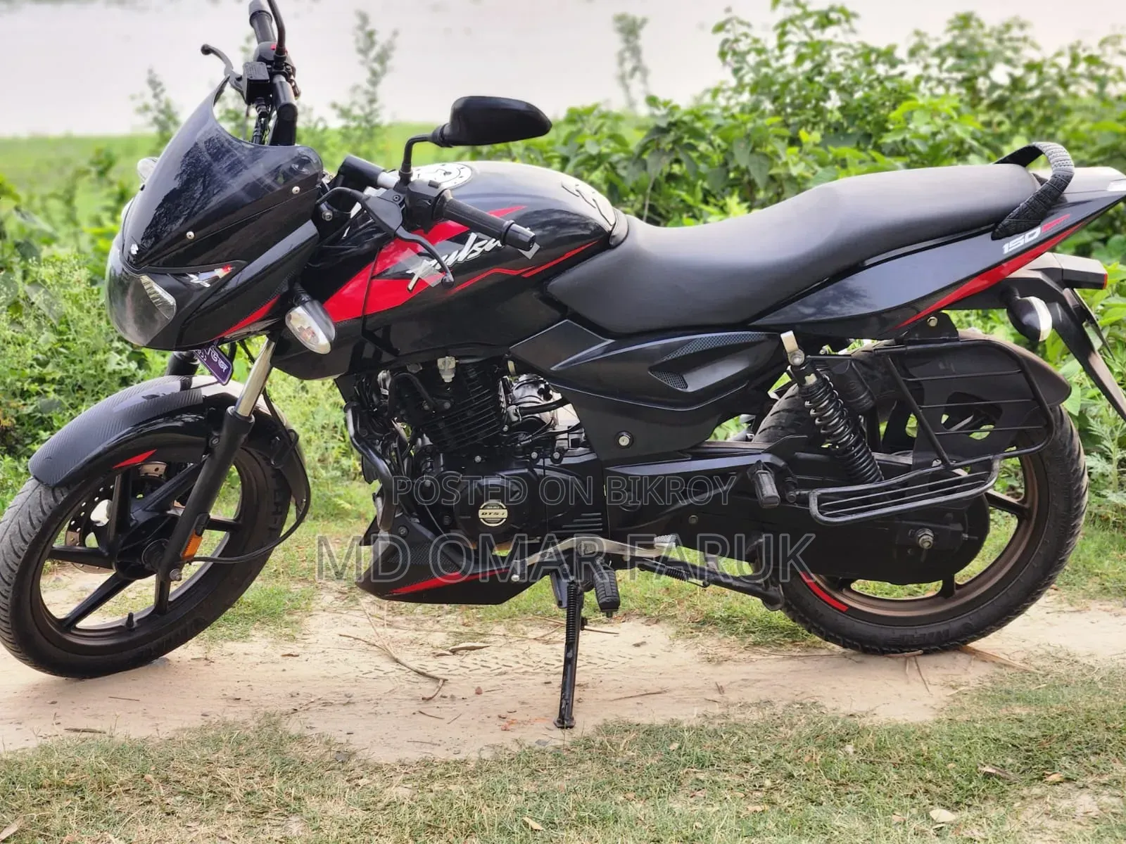 বাজাজ পালসার ১৫০ ২০২২ কালো
